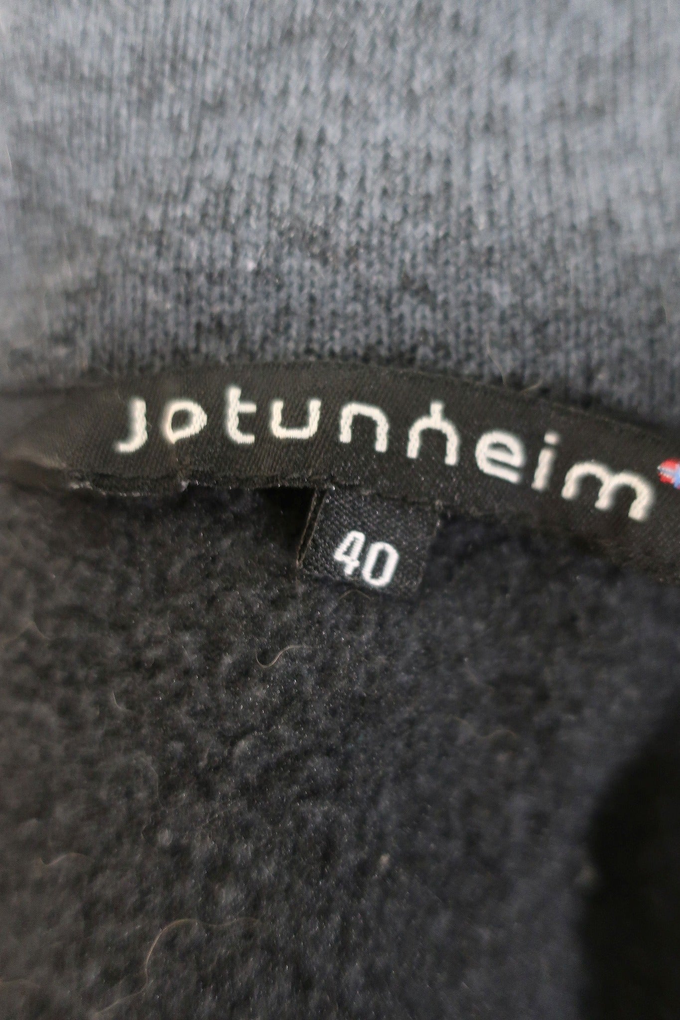 JOTUNHEIM moteriškas šiltukas 40 dydis