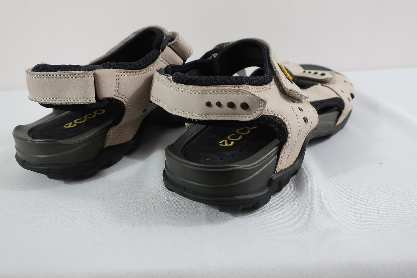 ECCO basutės/sandalai 37 dydis