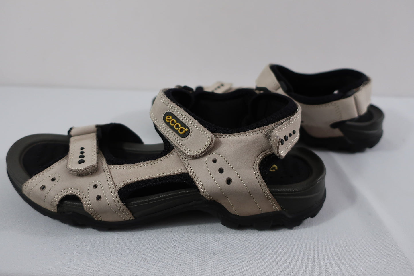 ECCO basutės/sandalai 37 dydis