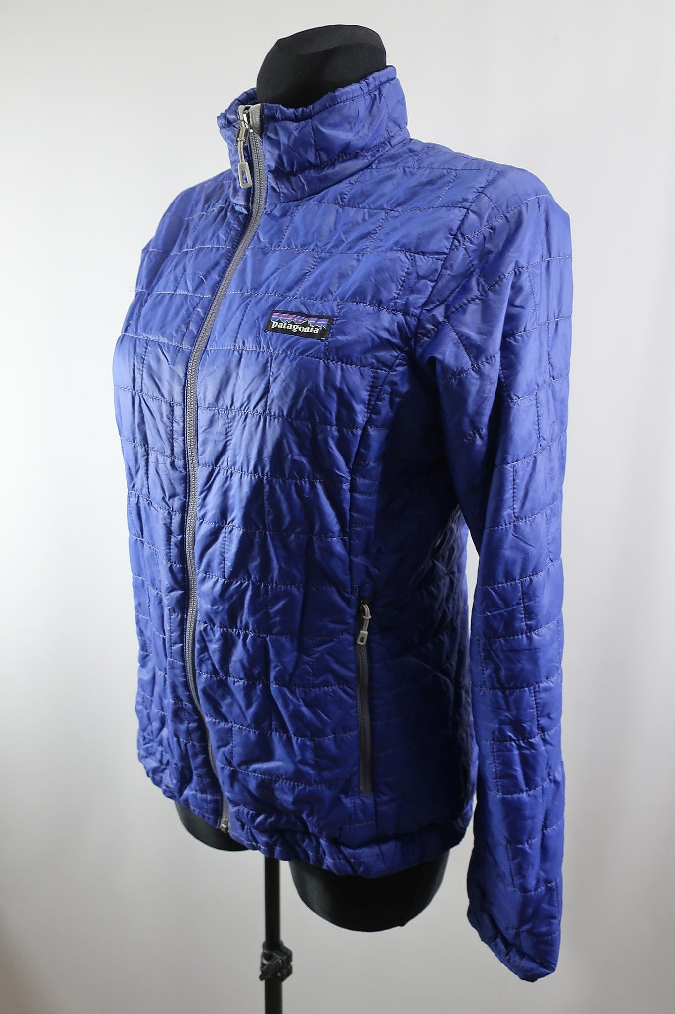 PATAGONIA lengva moteriška striukė su primaloft S/M dydis