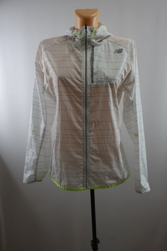 NEW BALANCE moteriška lengva sportinė striukė/vėjinukė/švarkas S dydis