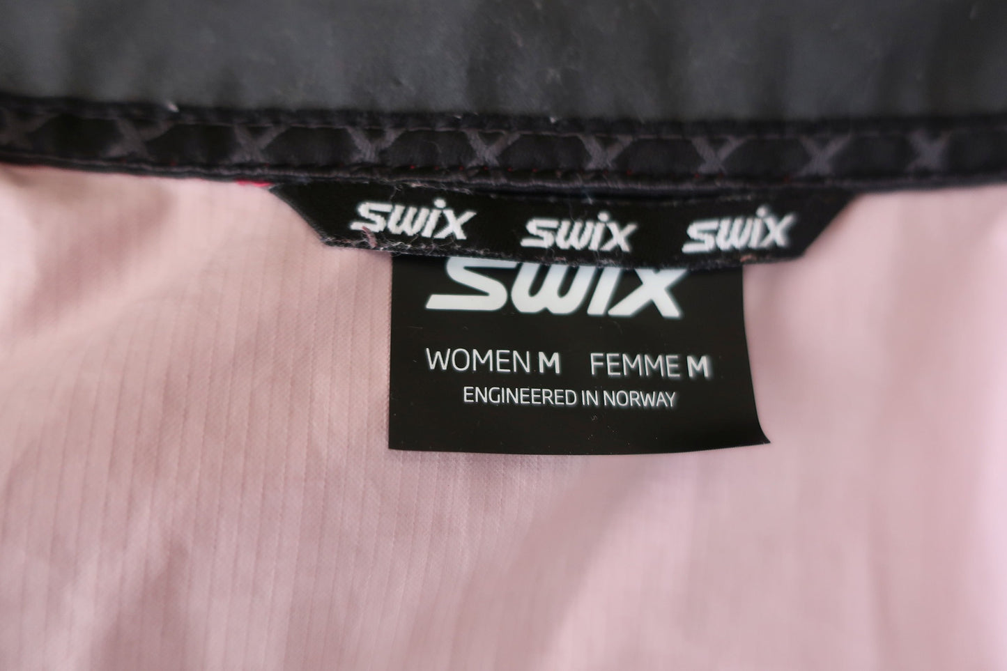 SWIX moteriška sportinė striukė M dydis