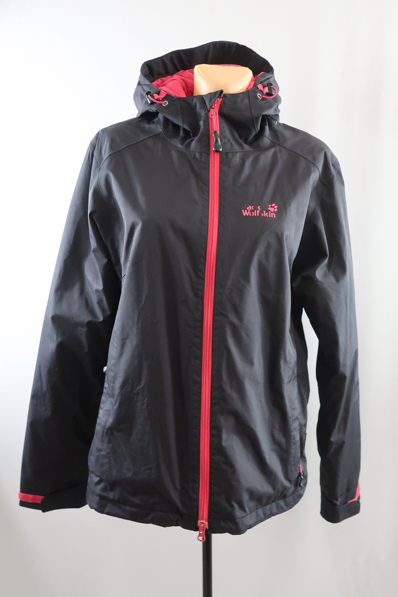 JACK WOLFSKIN moteriška striukė L dydis