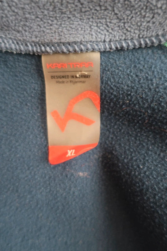 KARITRAA moteriškas šiltukas XL dydis.