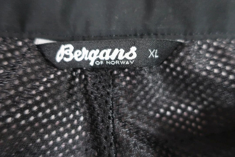 BERGANS moteriškos membraninės laisvalaikio kelnės XL dydis
