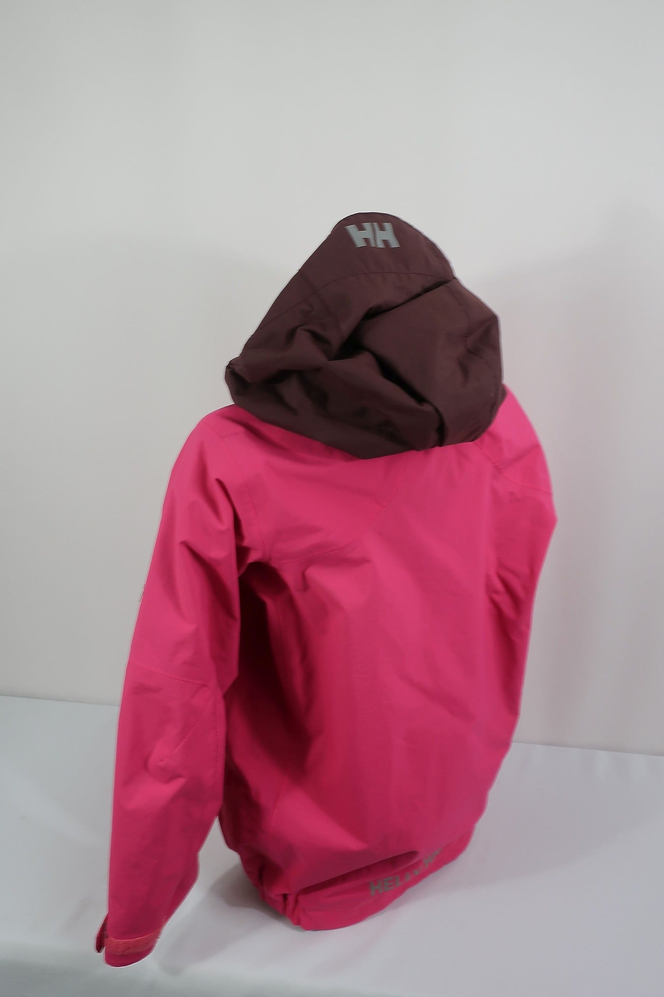 HELLY HANSEN vaikiška striukė 116 ūgiui