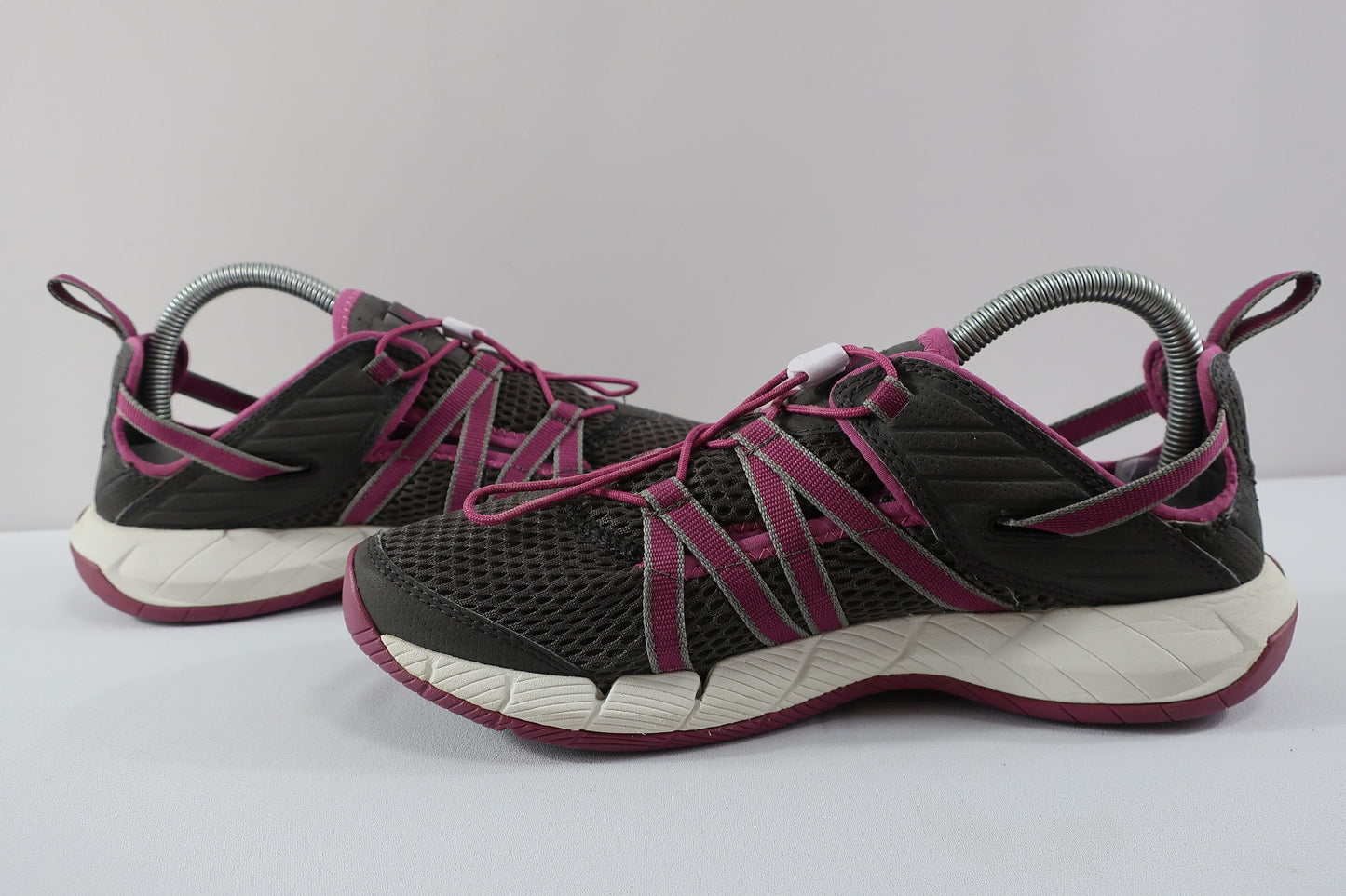 TEVA laisvalaikio batai 39 dydis