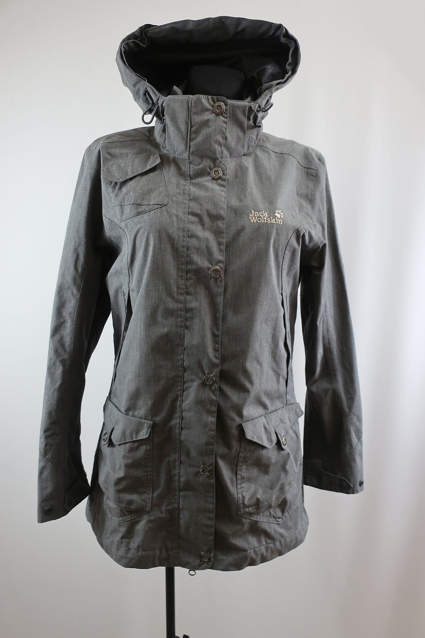 JACK WOLFSKIN moteriška striukė M dydis