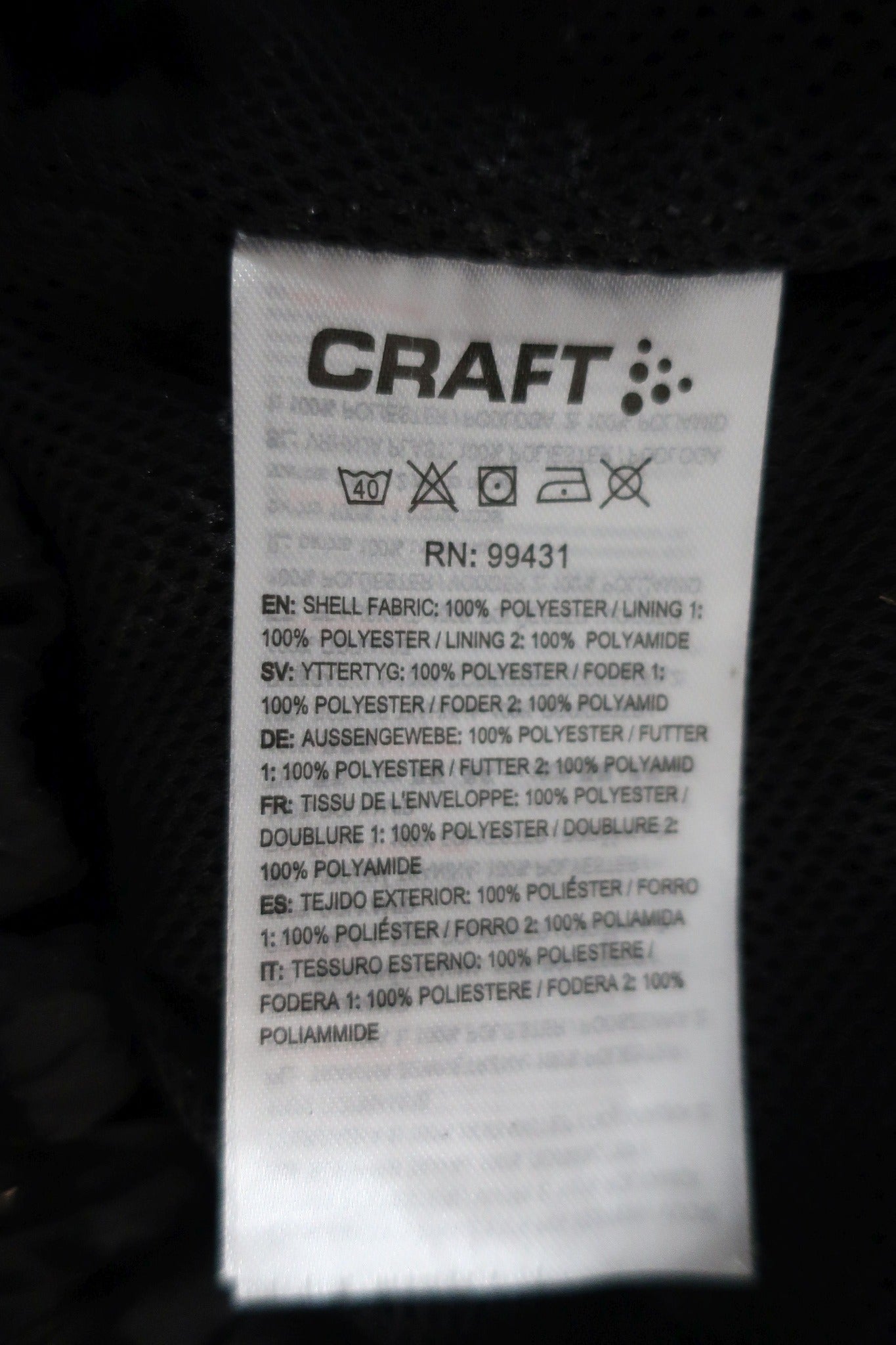 CRAFT moteriškas sportinis komplektas - švarkas ir kelnės L dydis