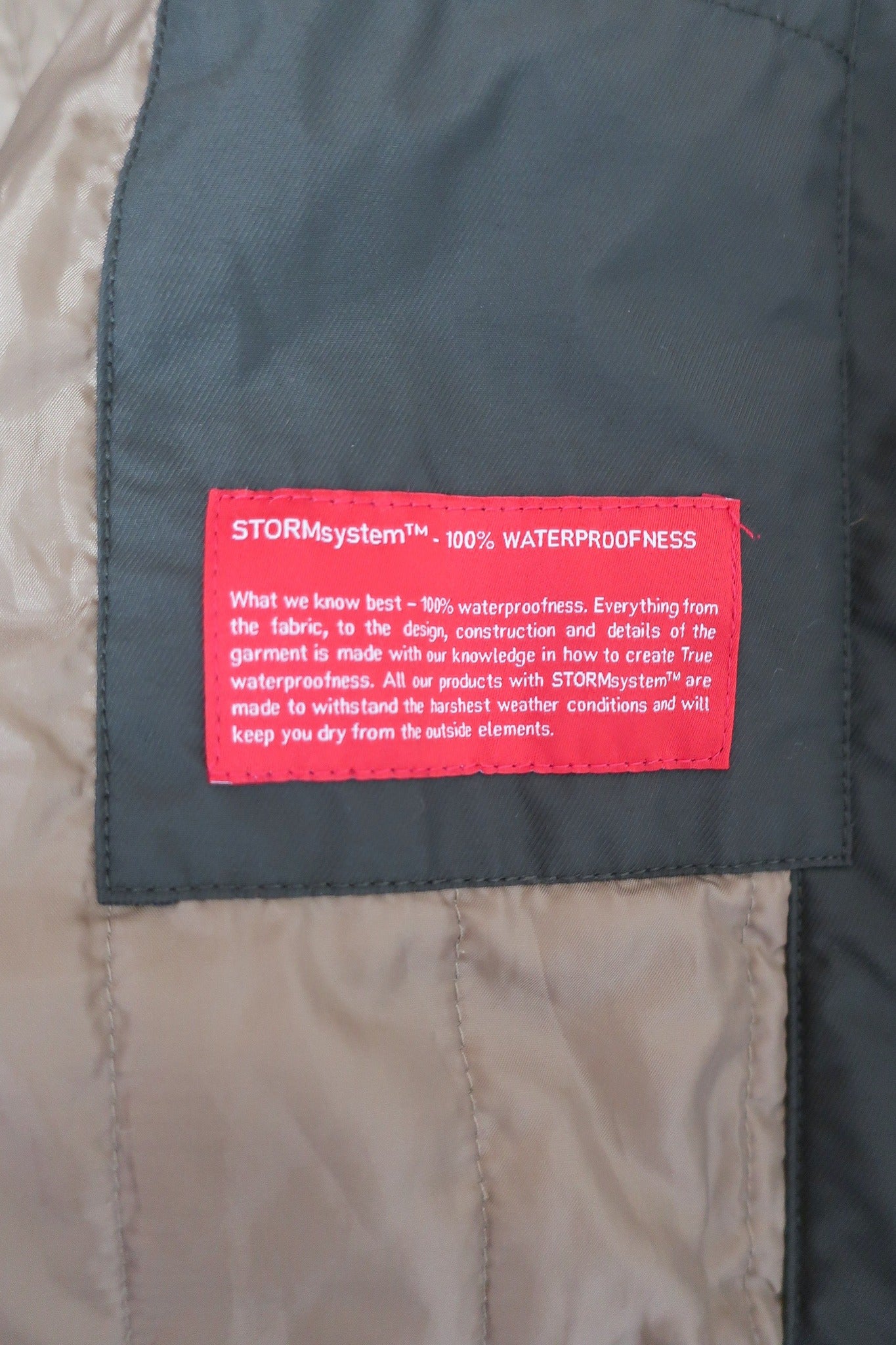 DIDRIKSONS moteriškas puspaltis/parka 40 dydis