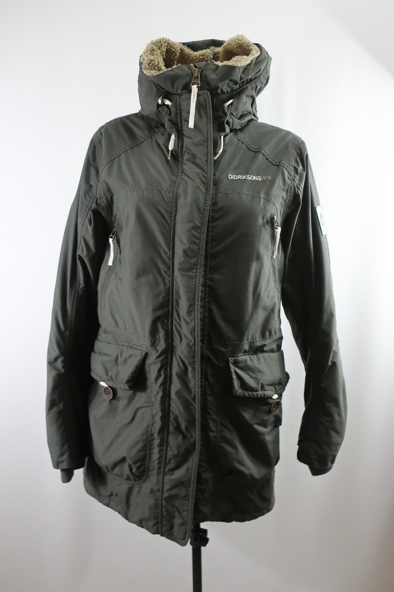 DIDRIKSONS moteriškas puspaltis/parka 40 dydis