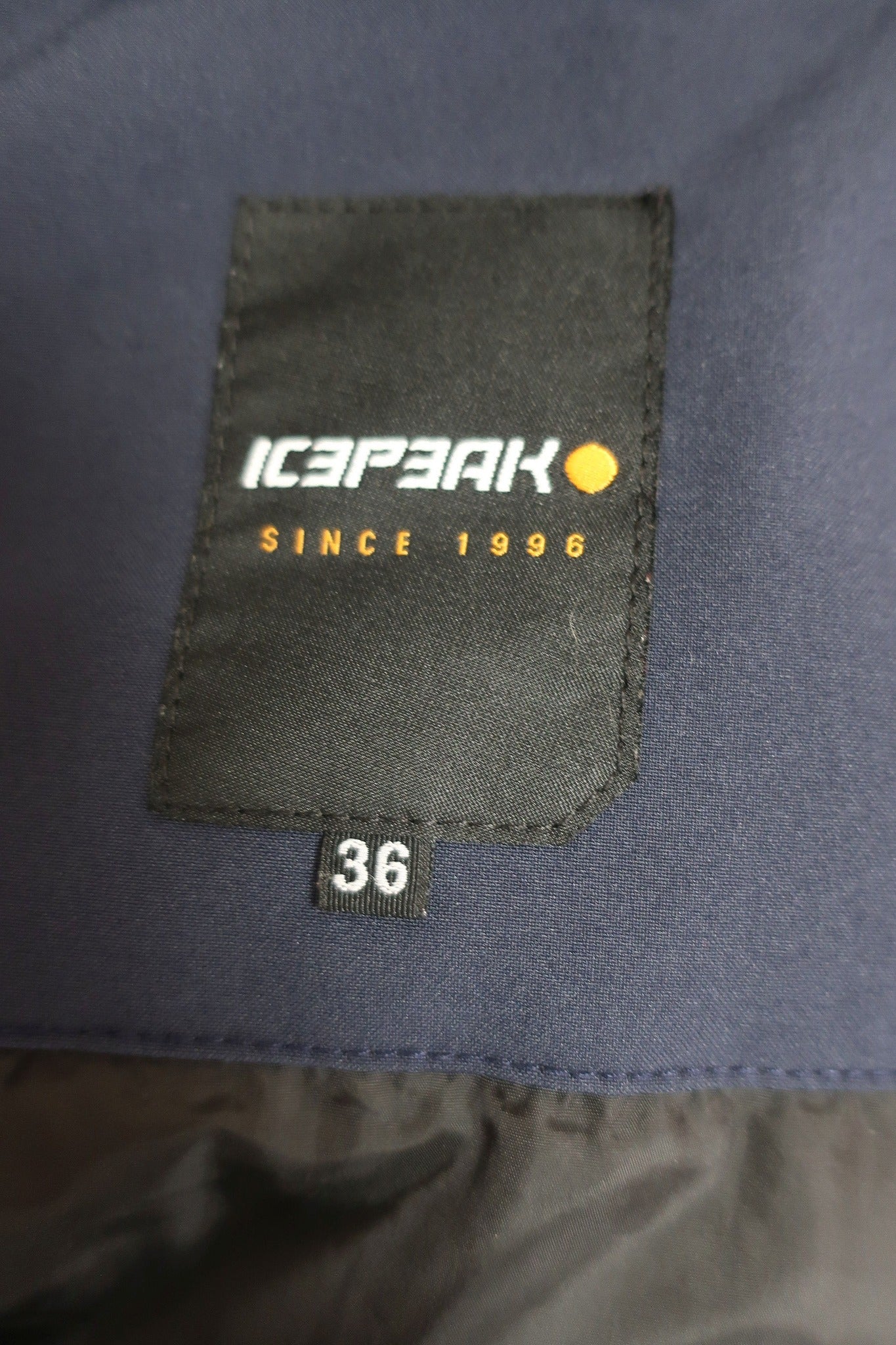 ICEPEAK moteriška striukė 36 dydis