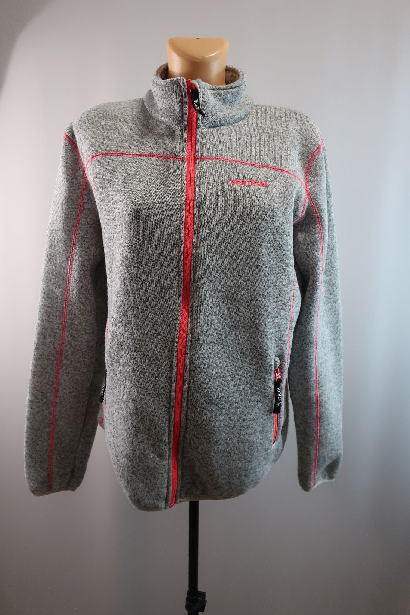 VERTICAL moteriškas šiltukas 40 dydis