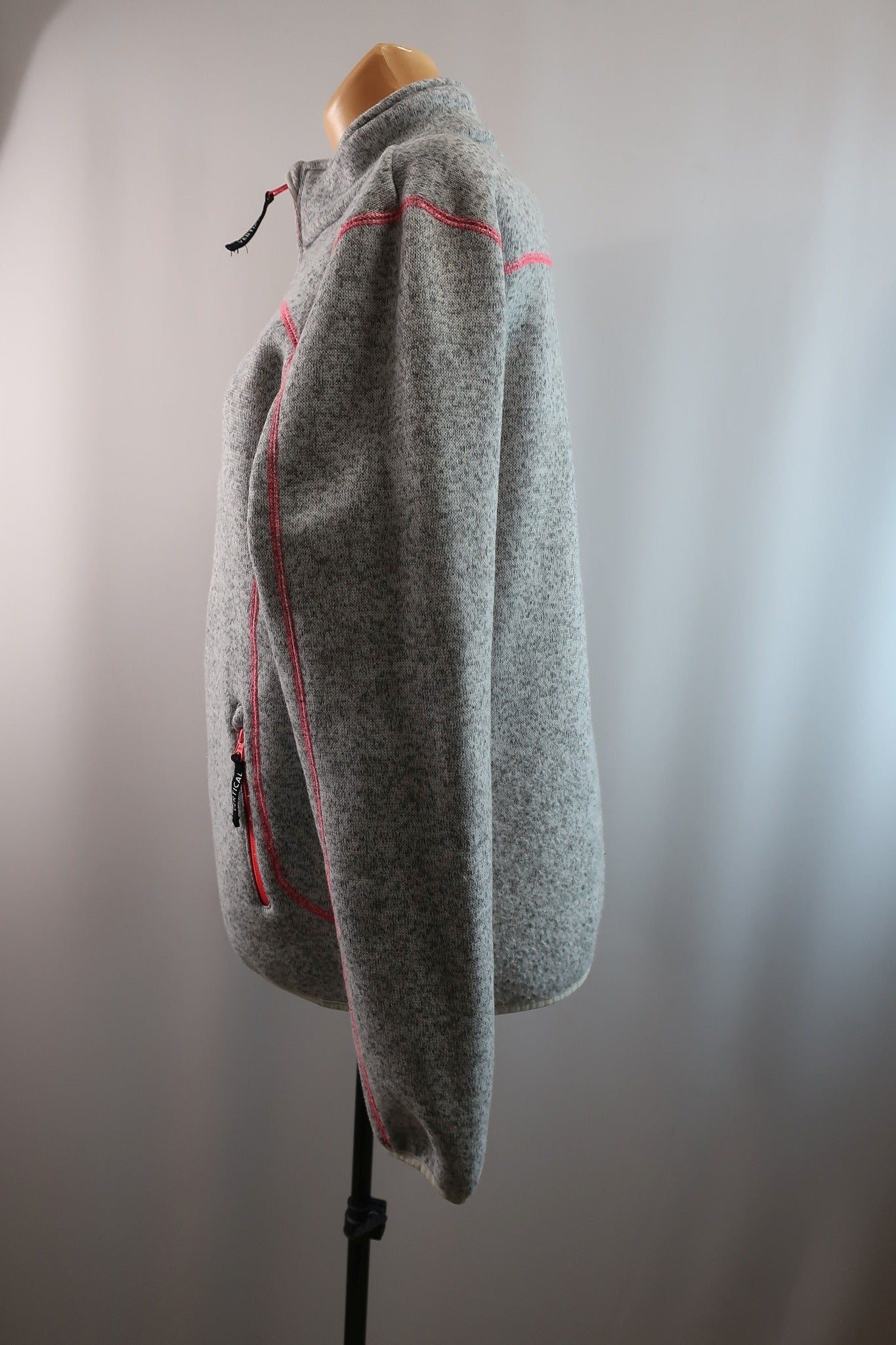 VERTICAL moteriškas šiltukas 40 dydis