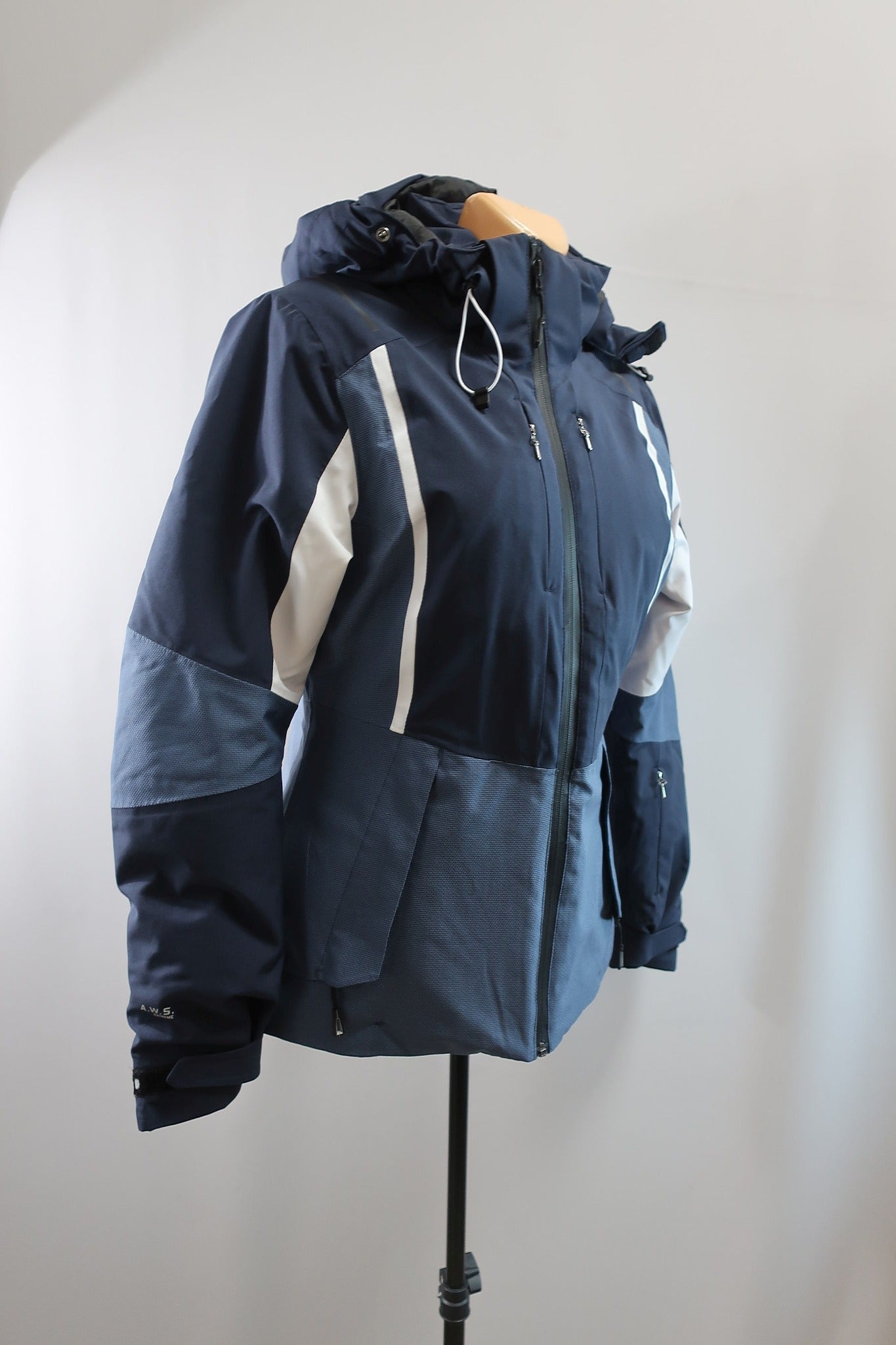 ICEPEAK moteriška striukė 36 dydis