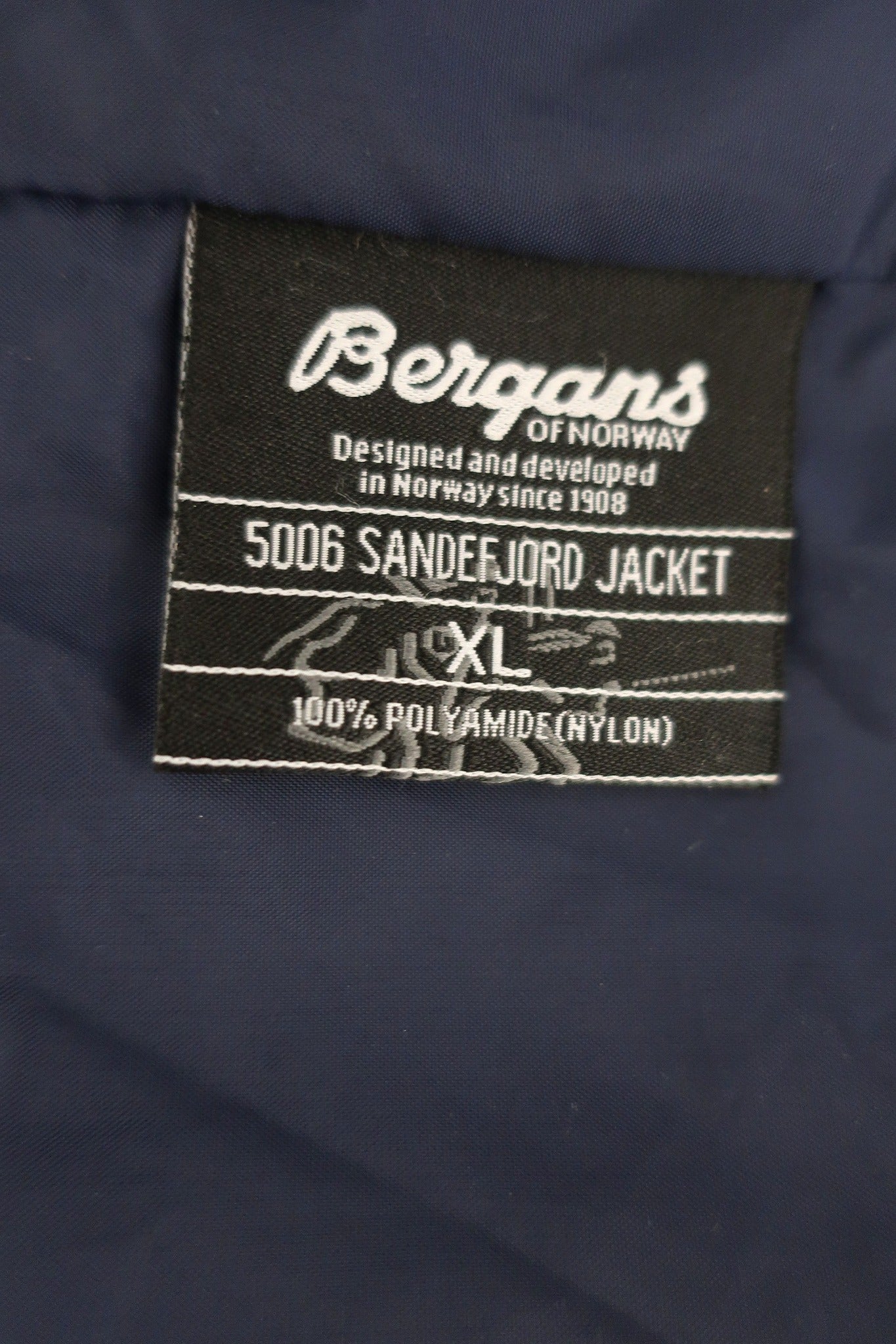 BERGANS moteriška striukė XL/XXL dydis