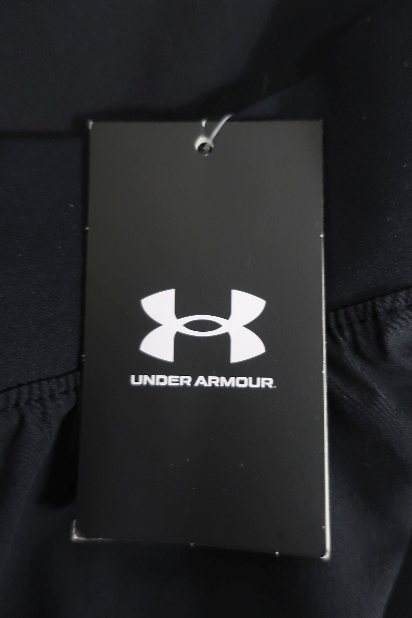 UNDER ARMOUR vyriškos naujos sportinės, laisvalaikio kelnės M dydis