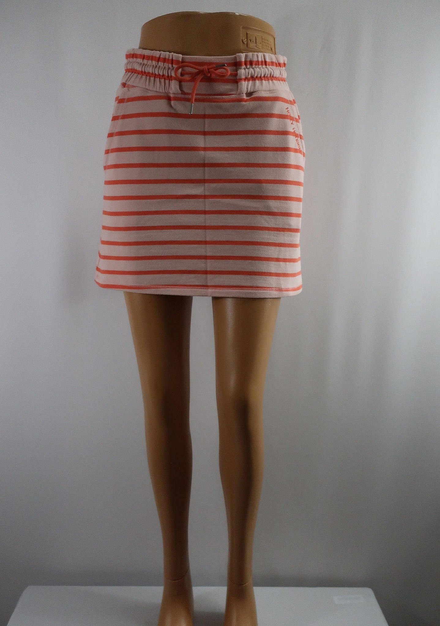 HELLY HANSEN moteriškas laisvalaikio kostiumas - džemperis ir sijonas S dydis