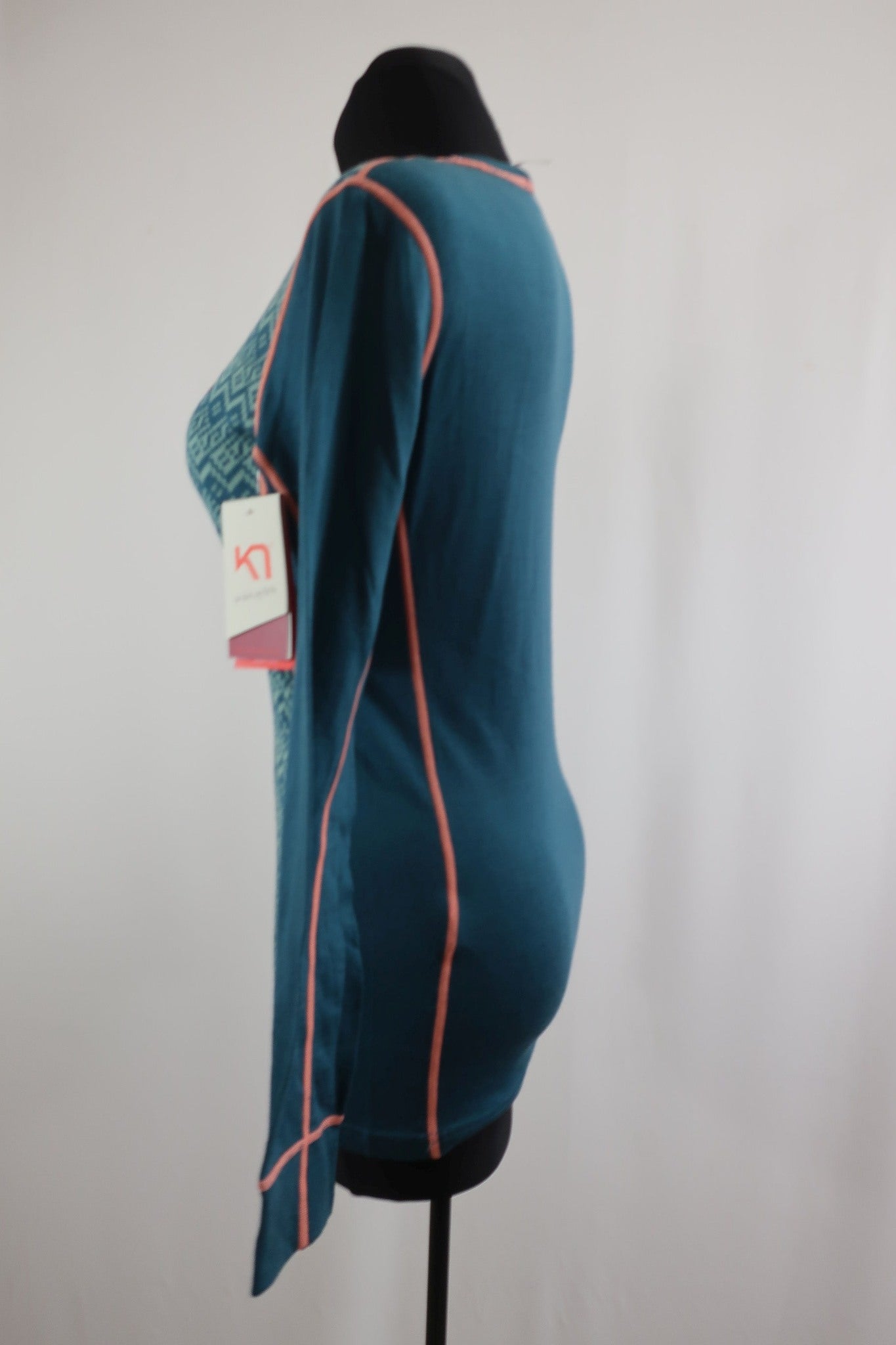 KARITRAA moteriški nauji termo marškinėliai su vilna M dydis