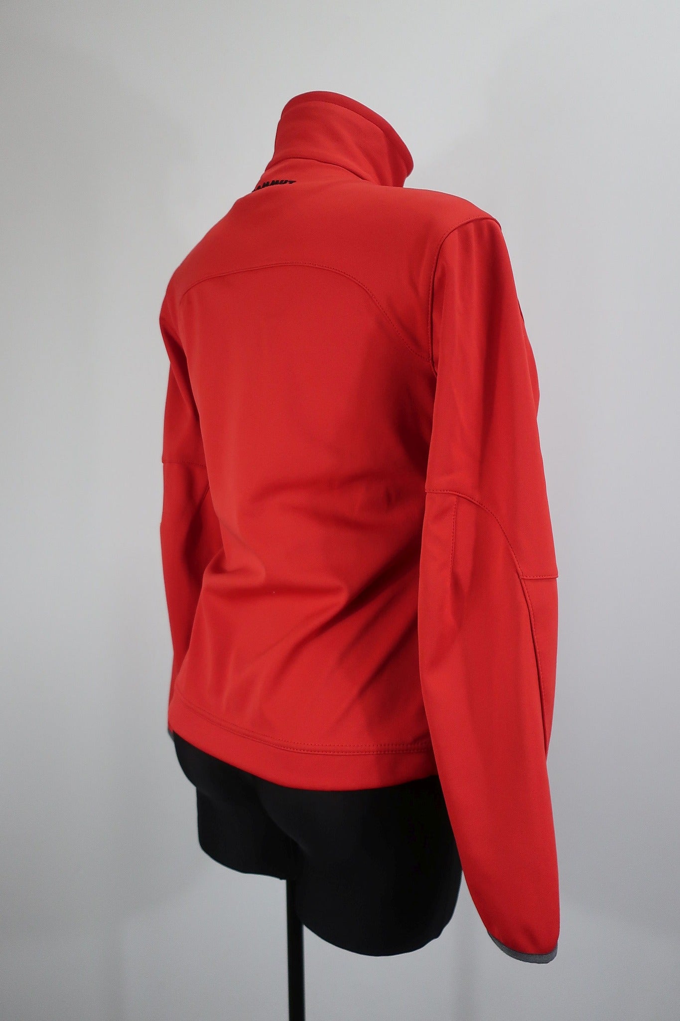 MAMMUT moteriška softšelinė striukė S dydis