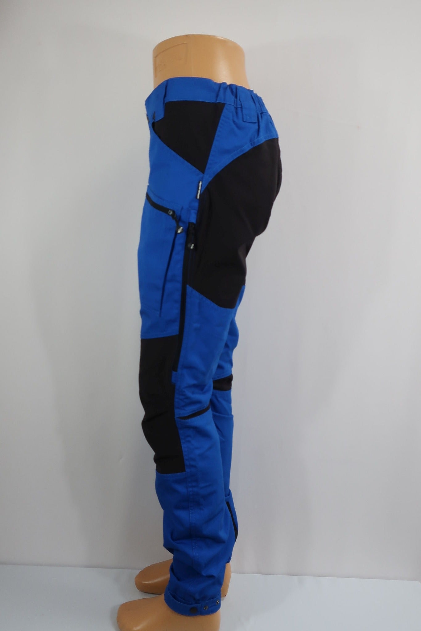 REVOLIUTION RACE moteriškos laisvalaikio, trekingo kelnės M dydis