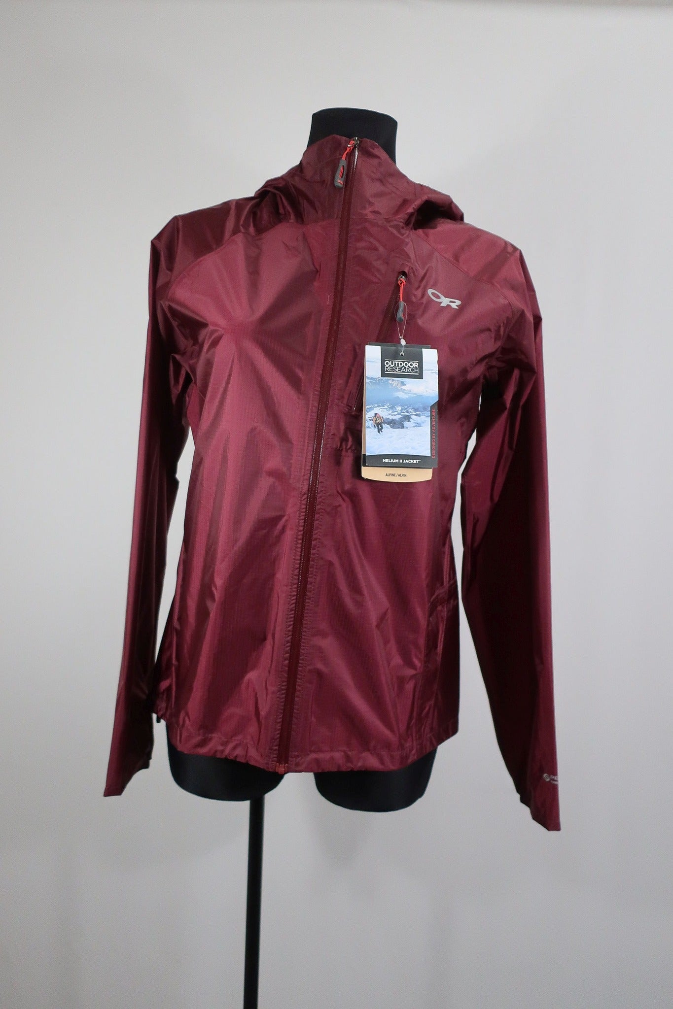 OUTDOOR RESEARCH moteriška nauja striukė M dydis