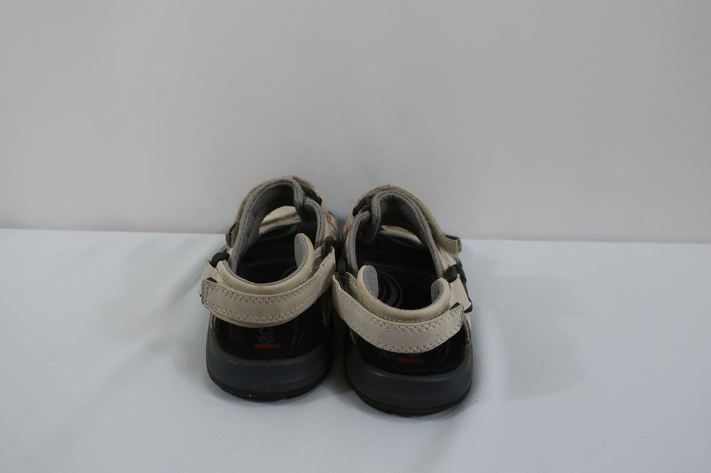 ECCO sandalai/basutės 38 dydis