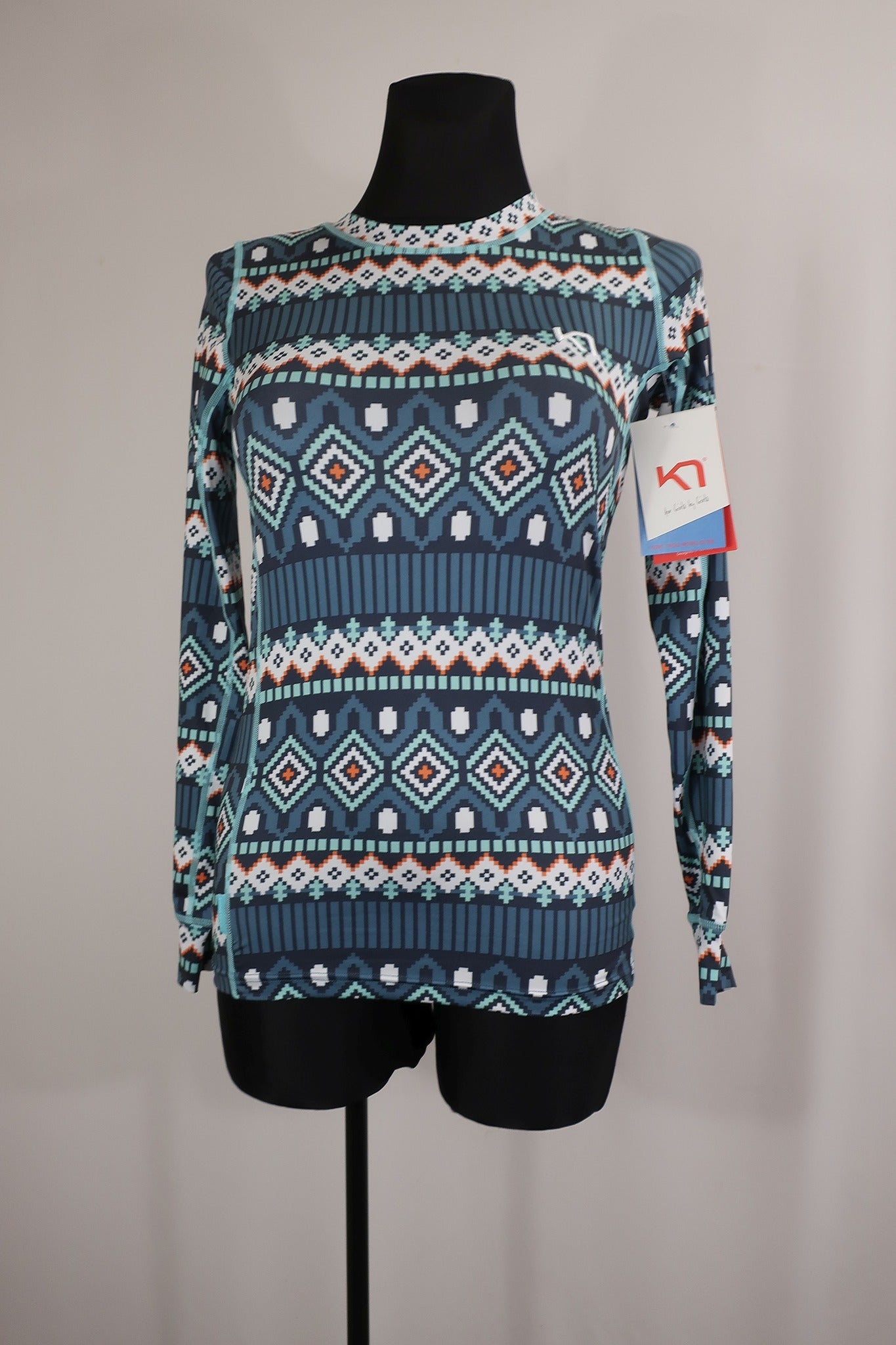 KARITRAA naujas moteriškas termo rūbų komplektas - marškinėliai ir tamprės S dydis