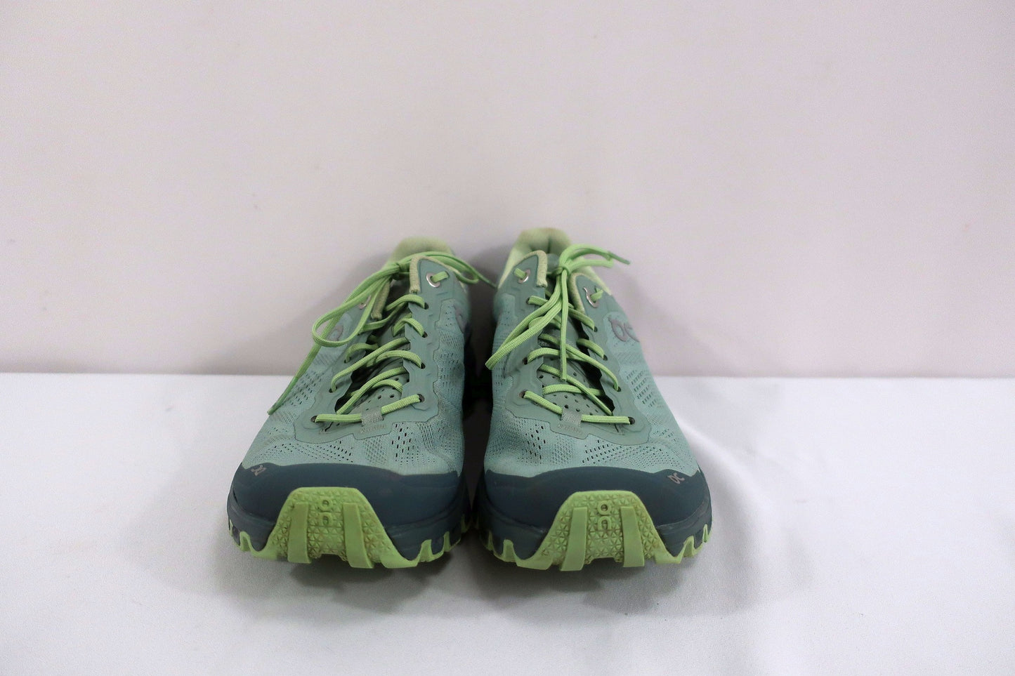 ON CLOUD (Swiss Engineering) sportiniai batai 38/38,5 dydis