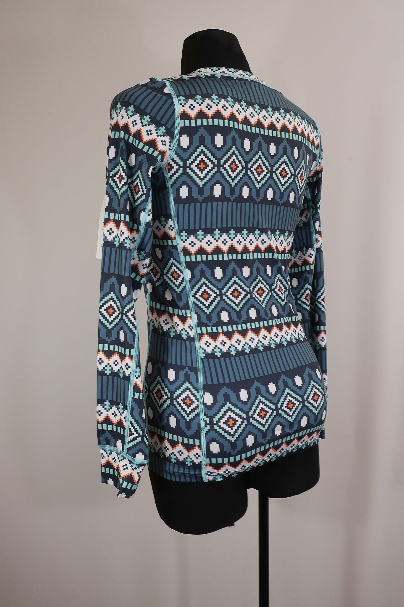 KARITRAA naujas moteriškas termo rūbų komplektas - marškinėliai ir tamprės S dydis