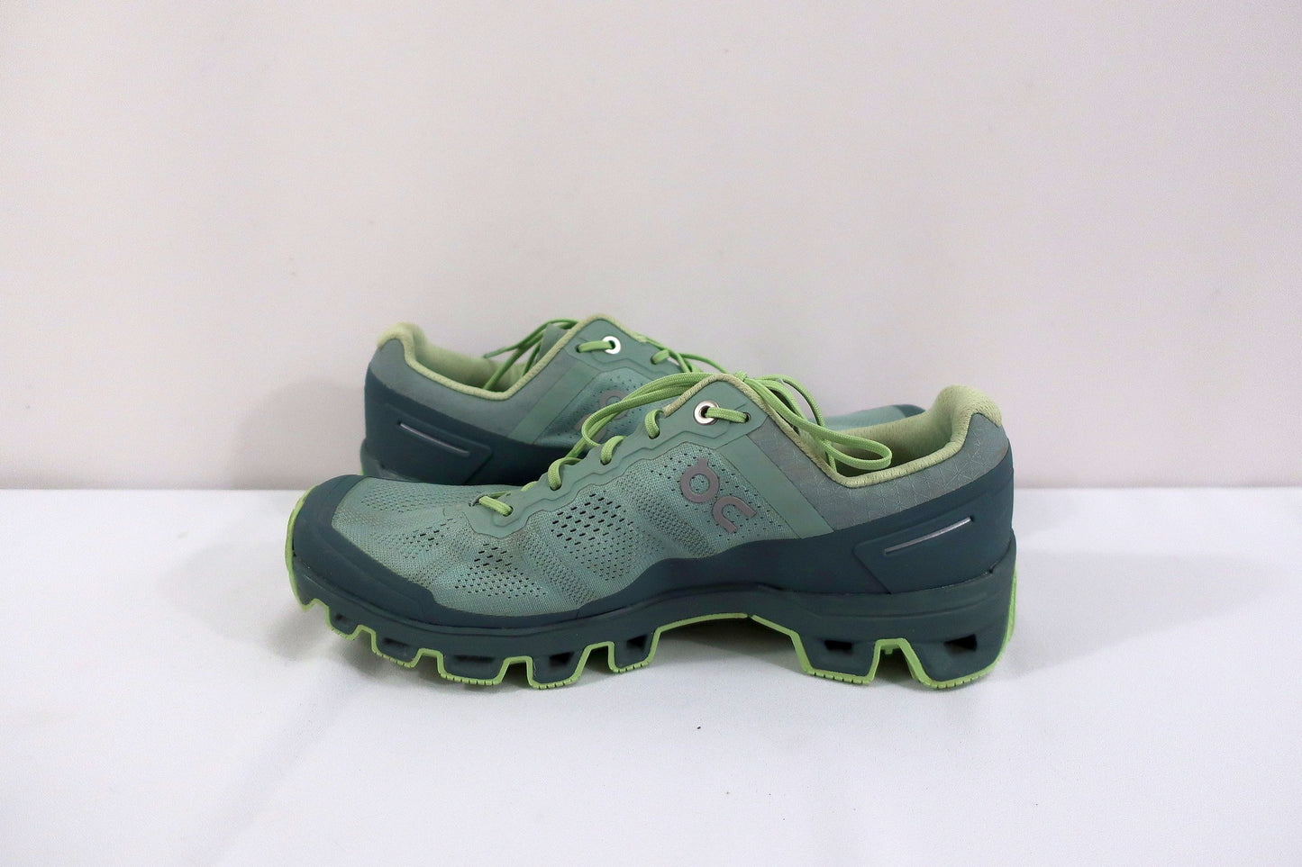 ON CLOUD (Swiss Engineering) sportiniai batai 38/38,5 dydis