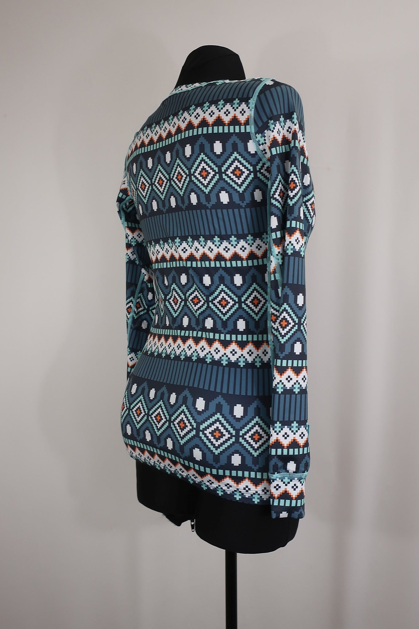 KARITRAA naujas moteriškas termo rūbų komplektas - marškinėliai ir tamprės S dydis