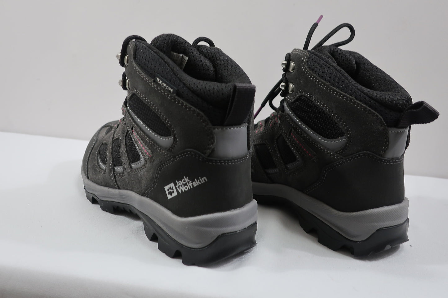 JACK WOLFSKIN nauji laisvalaikio, žygio batai 38 dydis