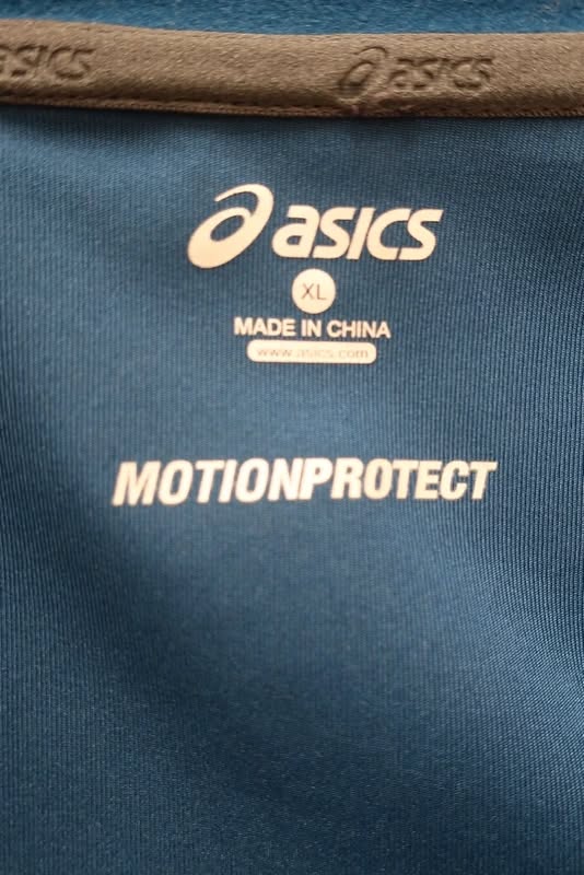 ASICS vyriška sportinė striukė/ švarkas L/XL dydis