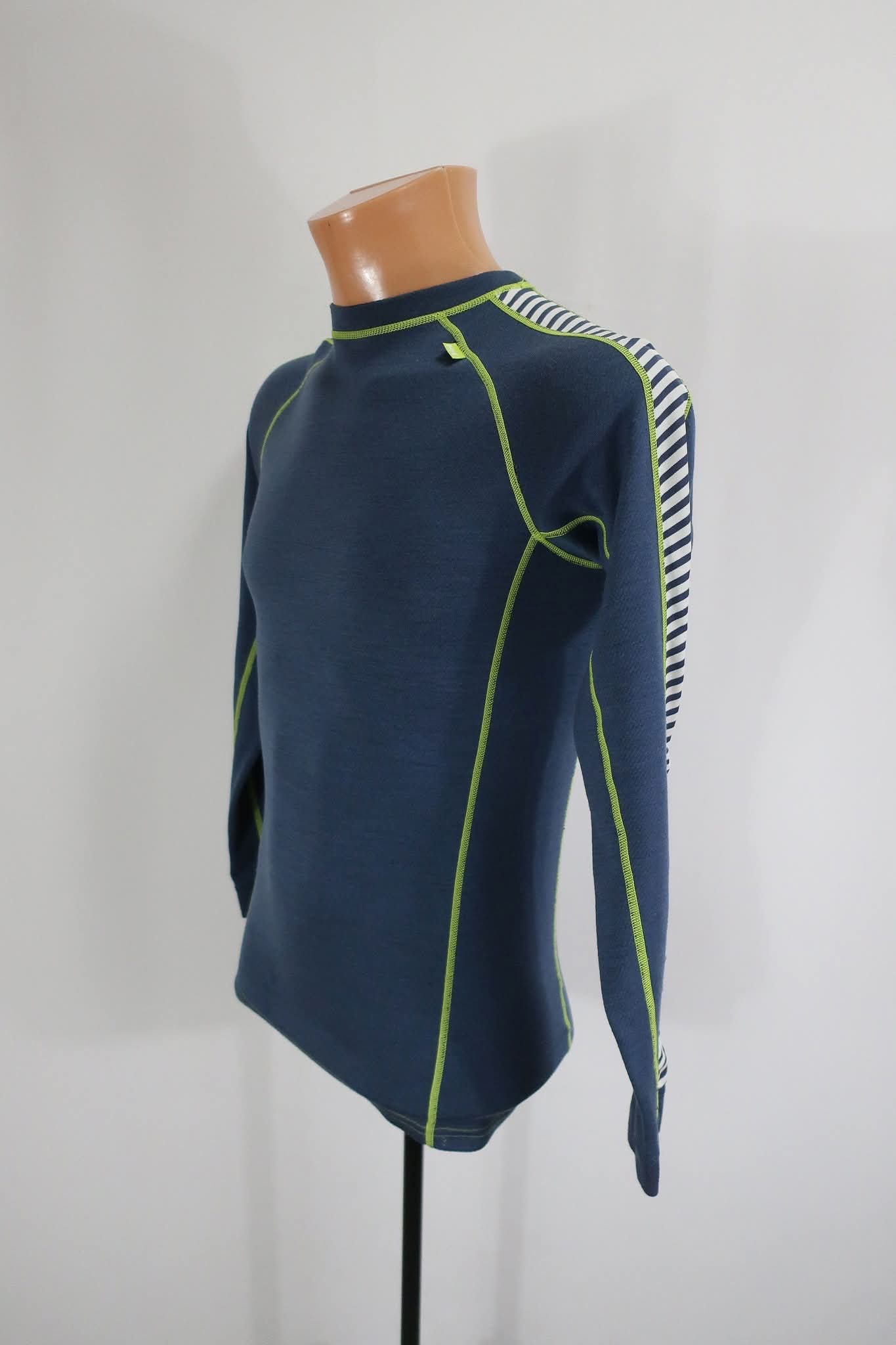 HELLY HANSEN vyriški marškinėliai su merino vilna S dydis