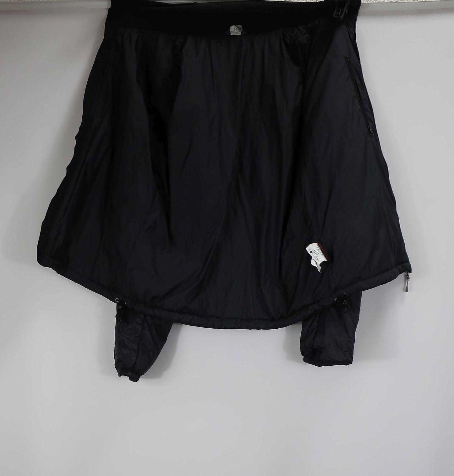 MOUNTAIN EQUIPMENT vyriška striukė su Primaloft S dydis