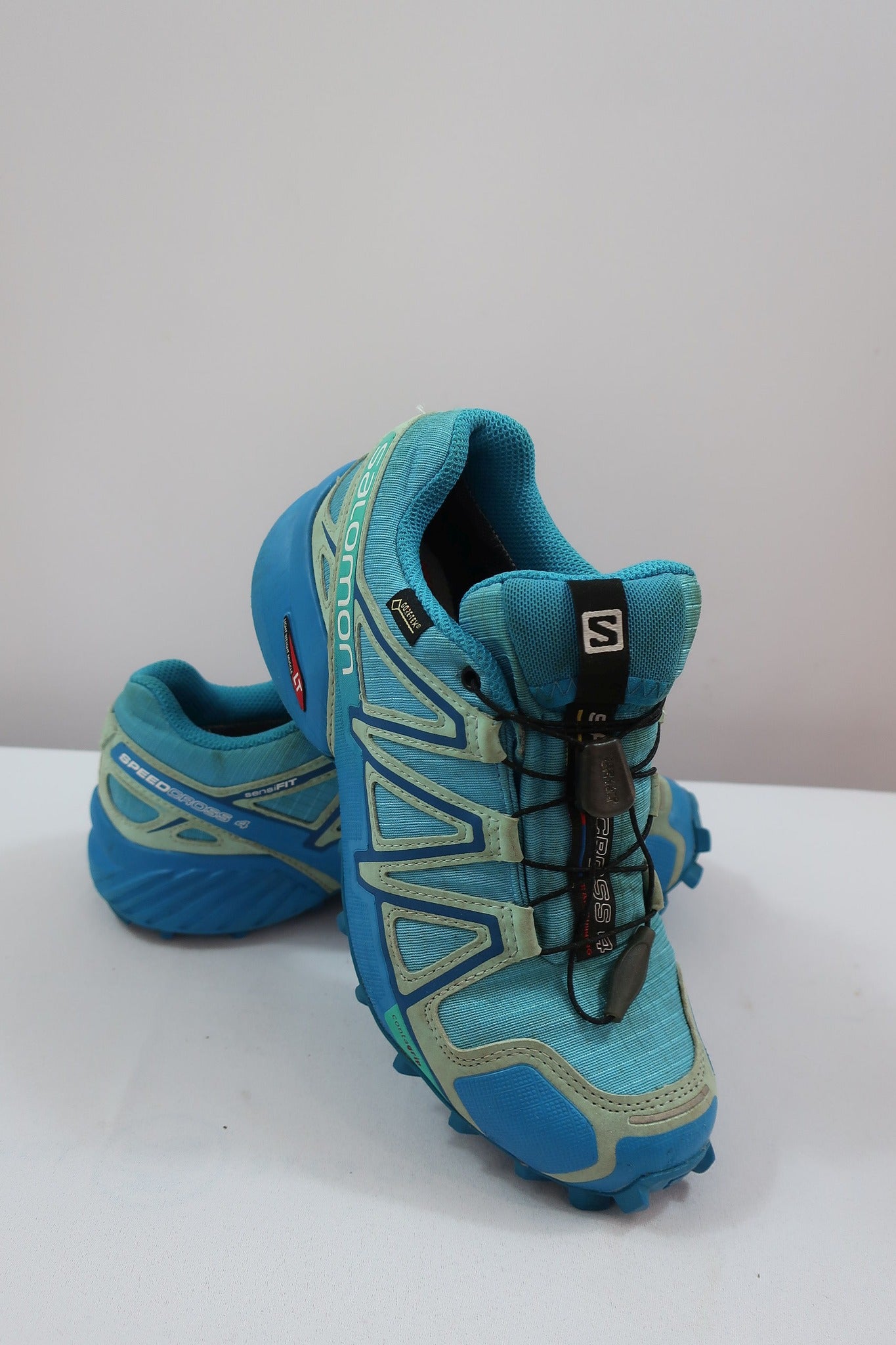 SALOMON laisvalaikio, sportiniai batai su Gore-tex 35/36 dydis