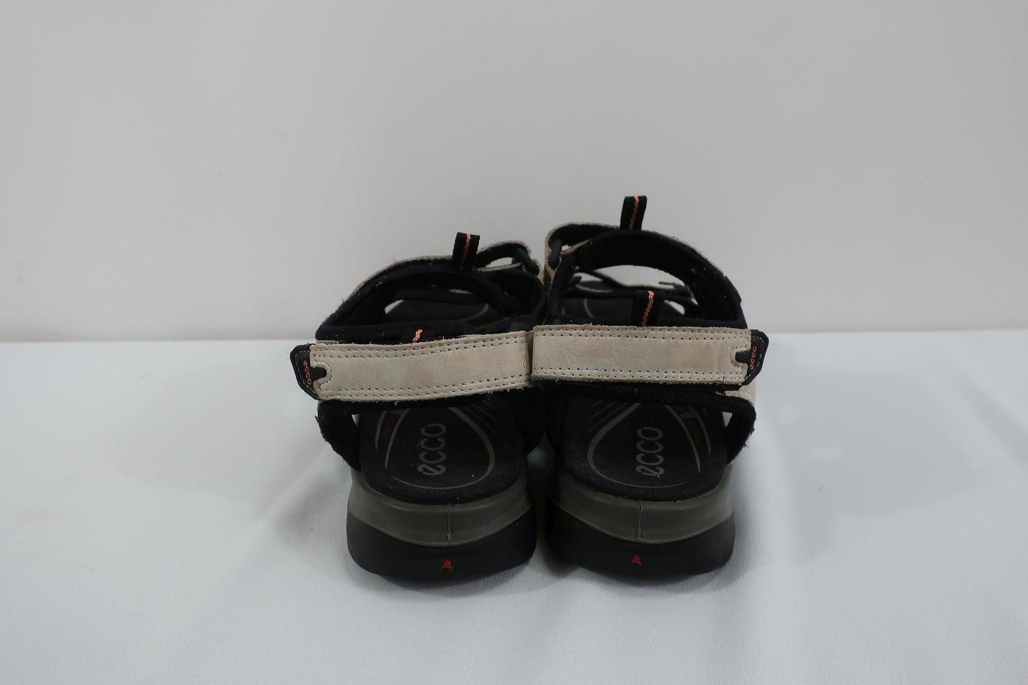 ECCO sandalai/basutės 40 dydis