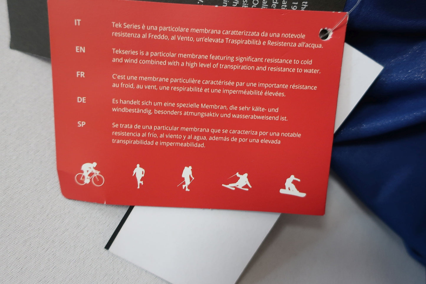TRIMTEX nauja vyriška sportinė lengva striukė/švarkas/ vėjinukė  L dydis