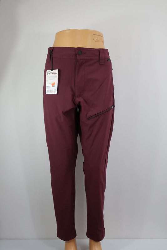 WRANGLER naujos moteriškos laisvalaikio, trekingo kelnės XL dydis