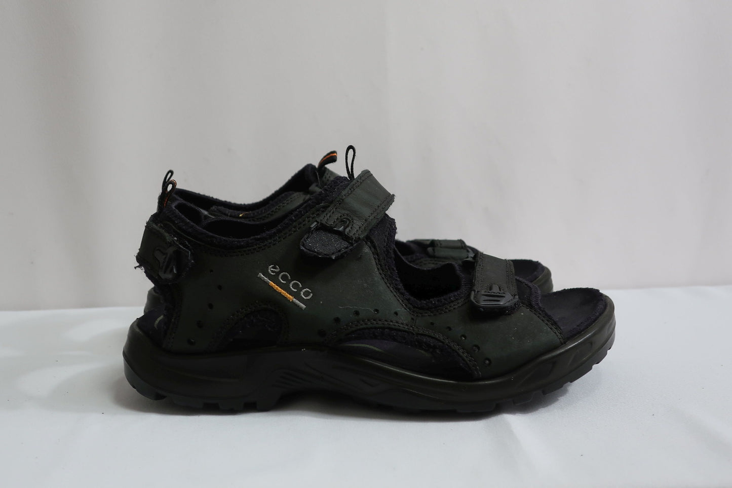 ECCO sandalai/basutės 43 dydis