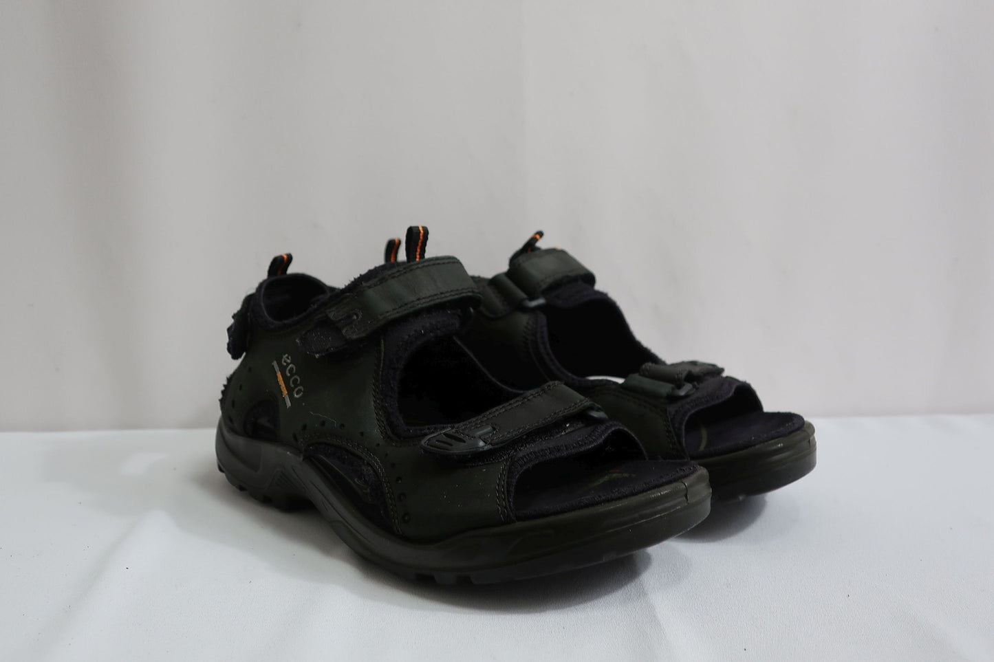 ECCO sandalai/basutės 43 dydis
