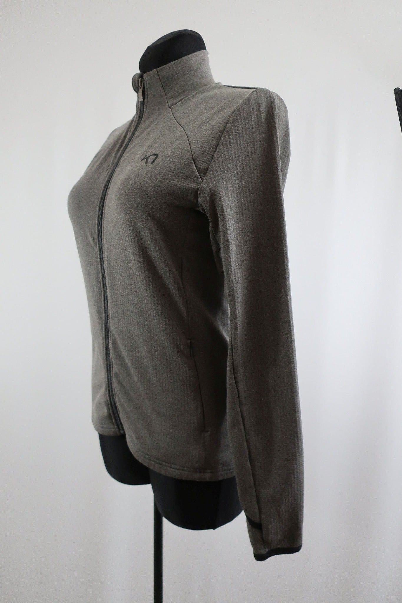 KARITRAA moteriškas šiltukas M dydis