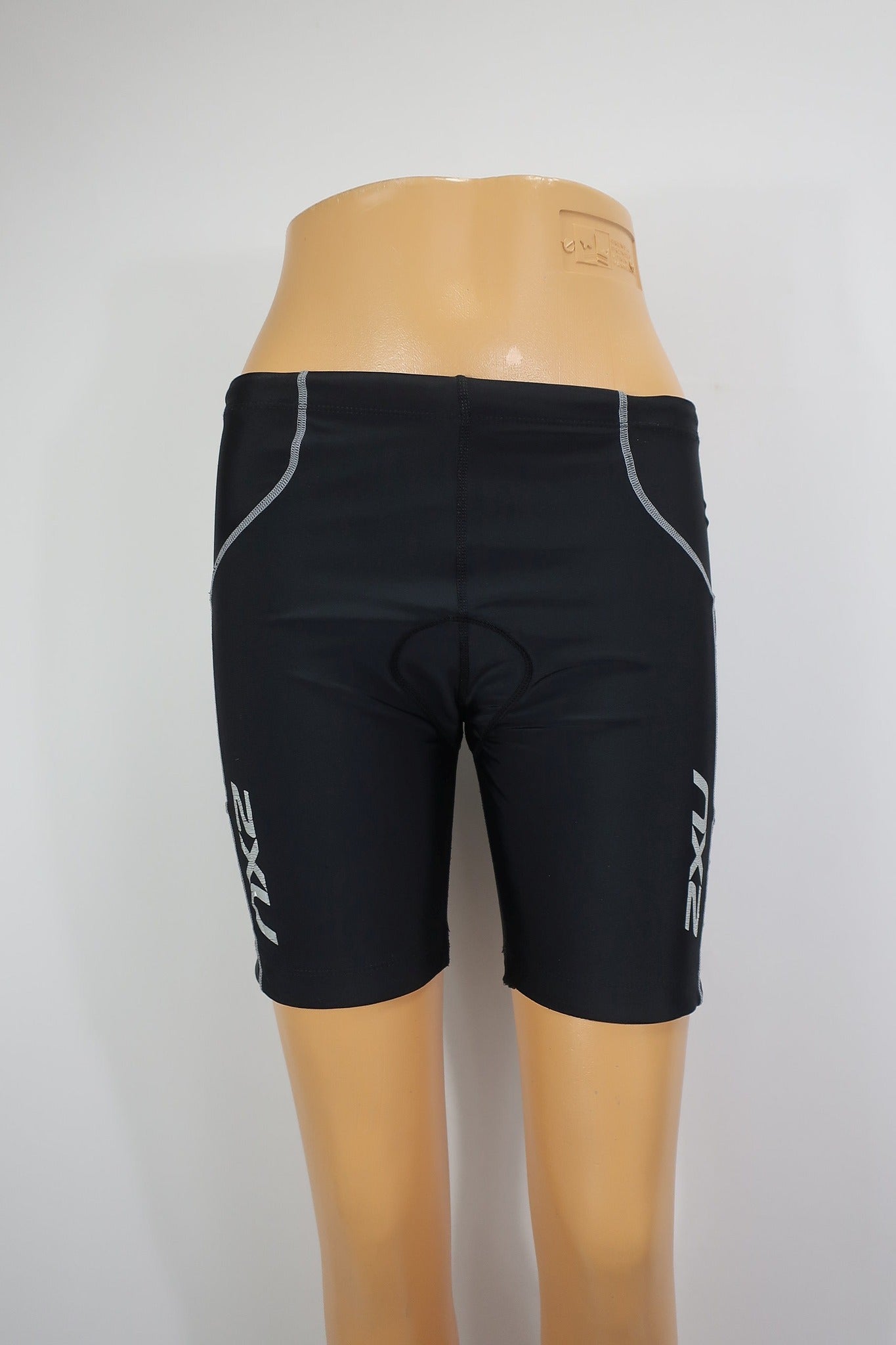 2XU kompresiniai sportiniai šortai S dydis