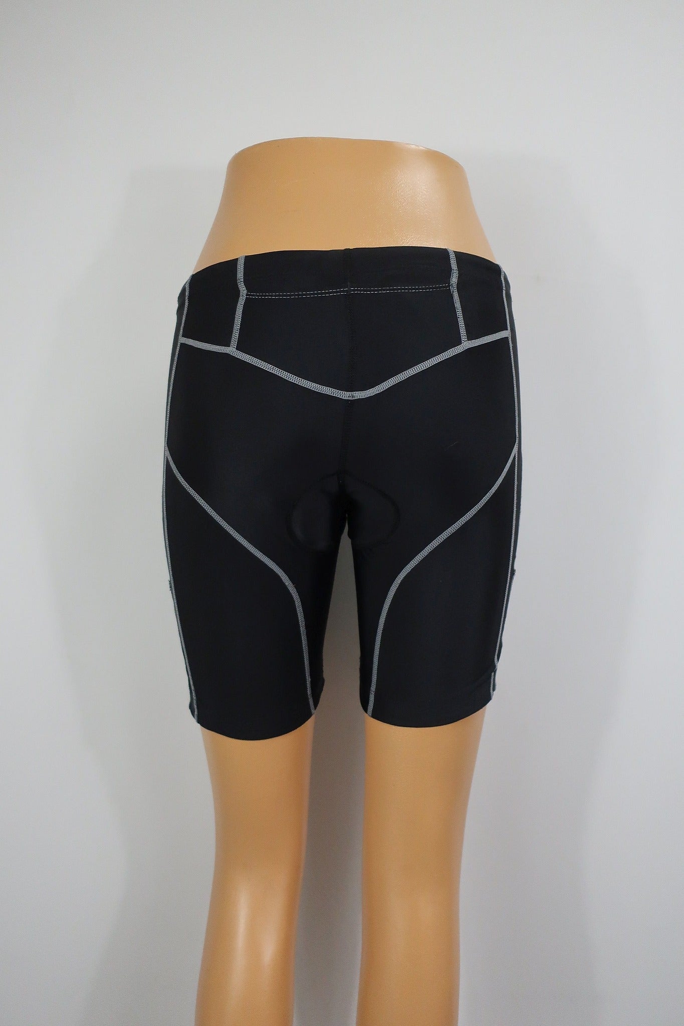 2XU kompresiniai sportiniai šortai S dydis