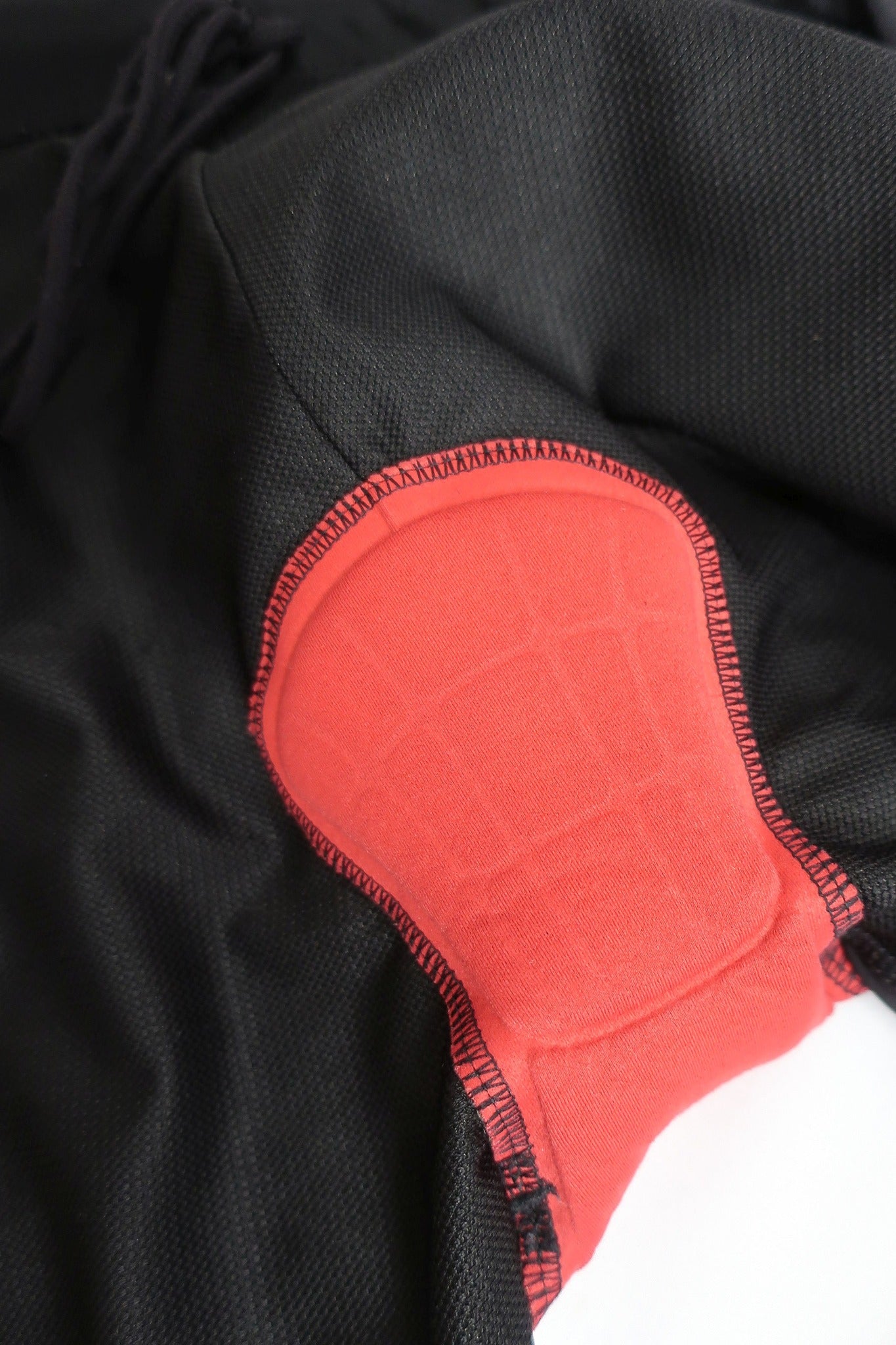 2XU kompresiniai sportiniai šortai S dydis