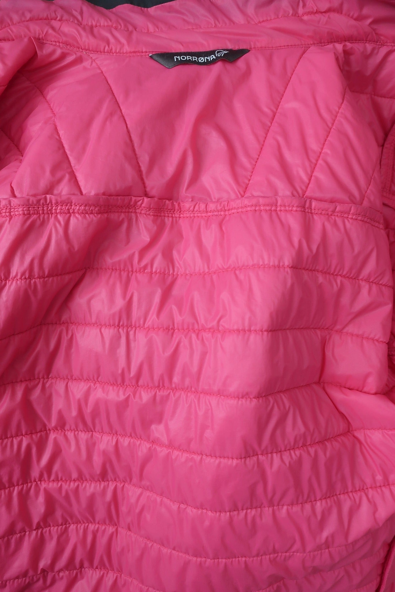 NORRONA moteriška lengva striukė su Primaloft M dydis