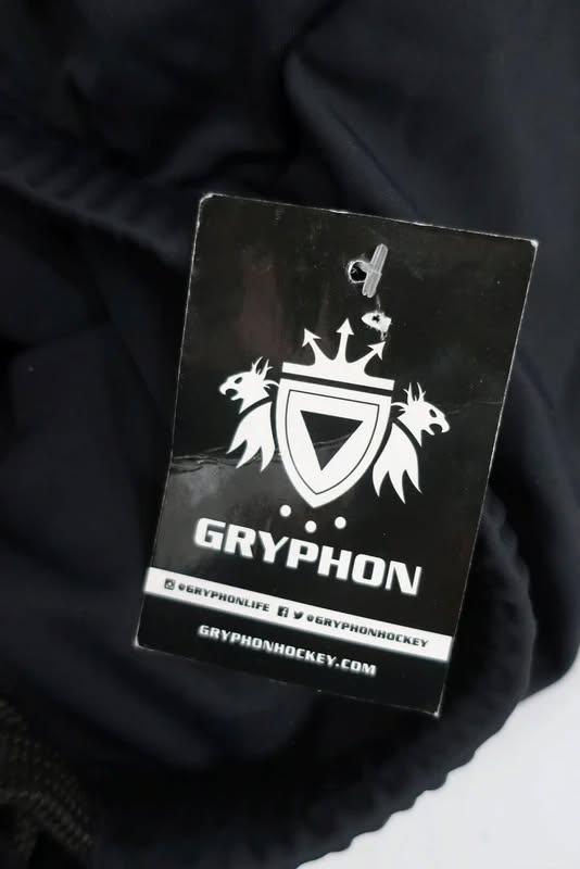 GRYPHON naujas sportinis sijonas/šortai M dydis