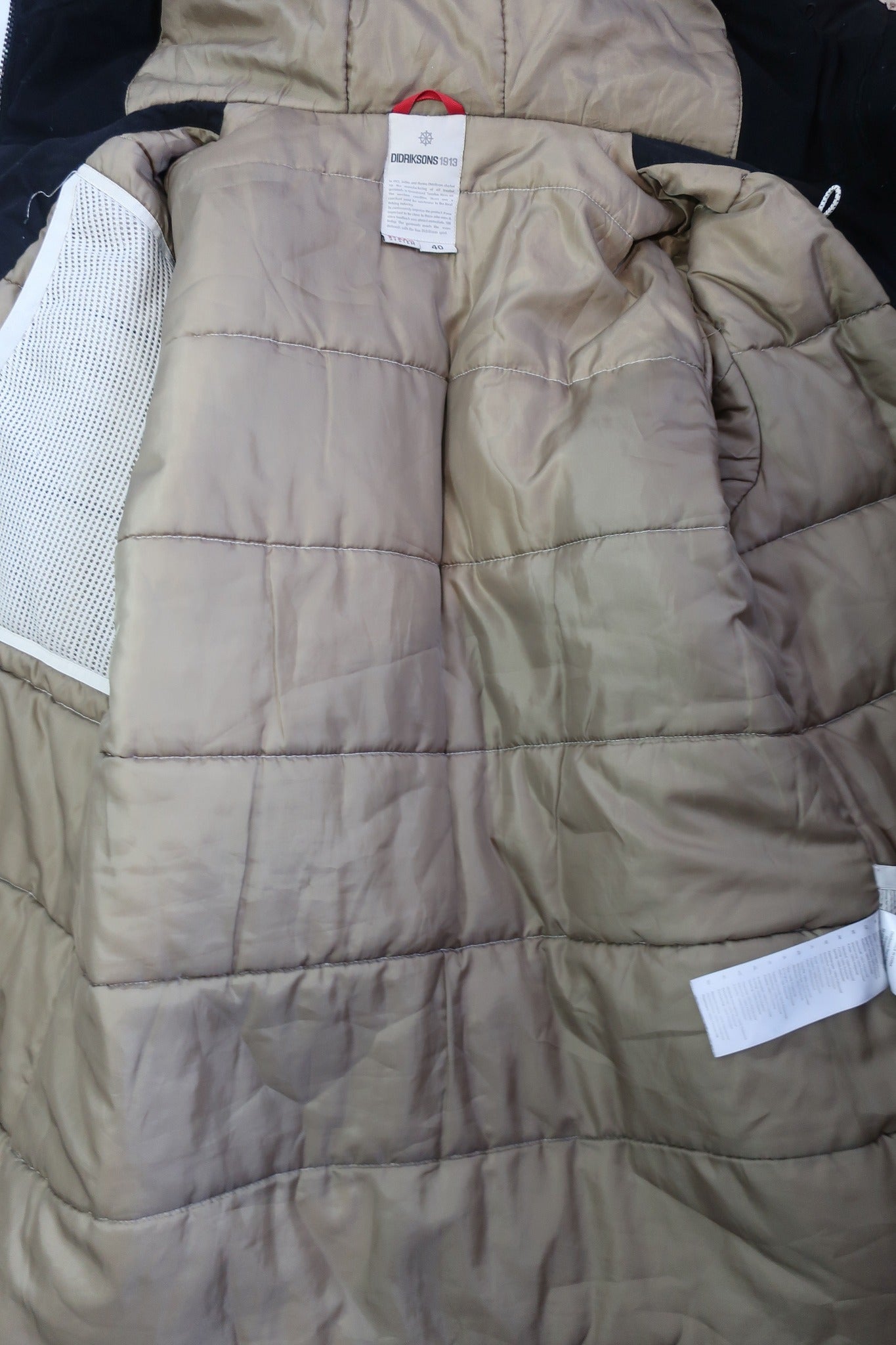 DIDRIKSONS moteriškas šiltas puspaltis /parka 40 dydis