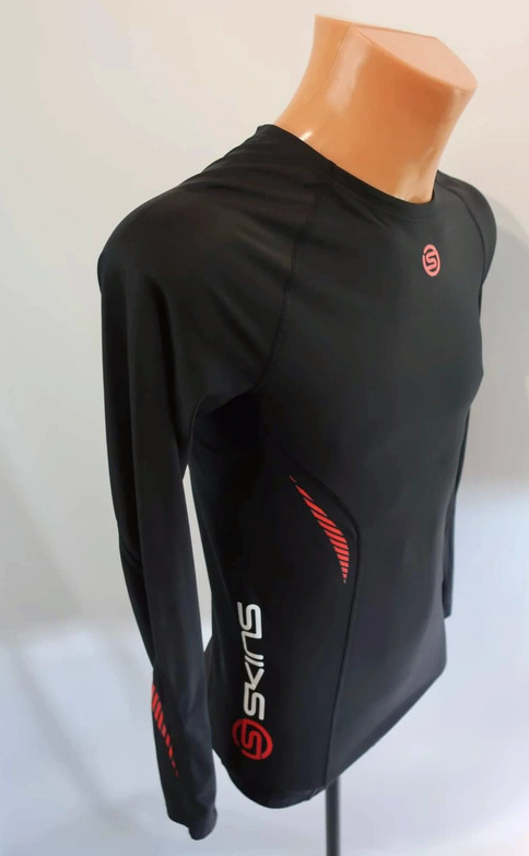 Skins vyriški kompresiniai, sportiniai marškinėliai M/L dydis